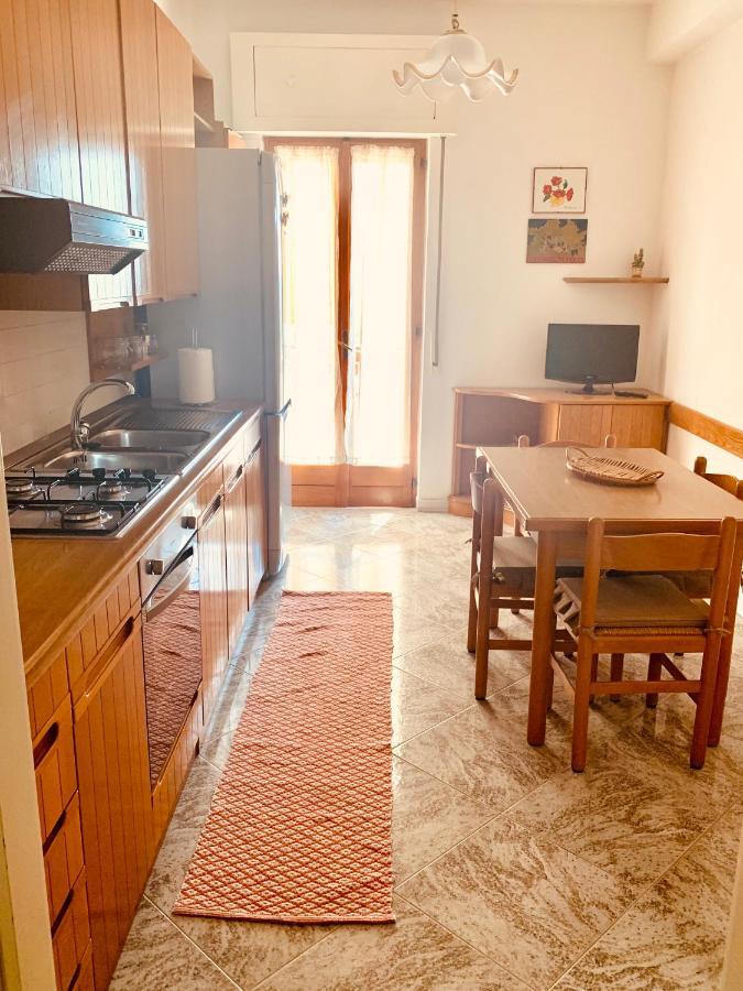 Via Solaro, Appartamento In Pieno Centro Formia Kültér fotó